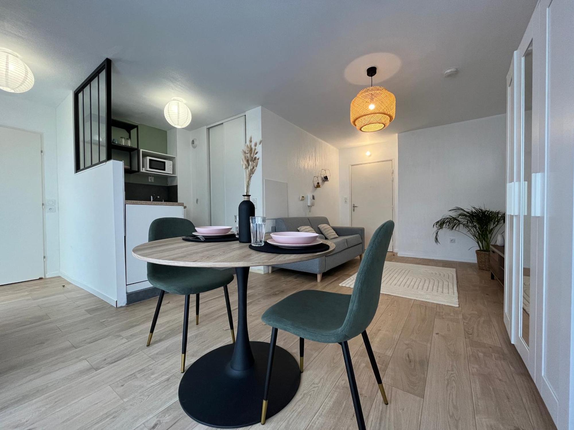 Petit Cocon Paisible Apartment Льо Ман Екстериор снимка