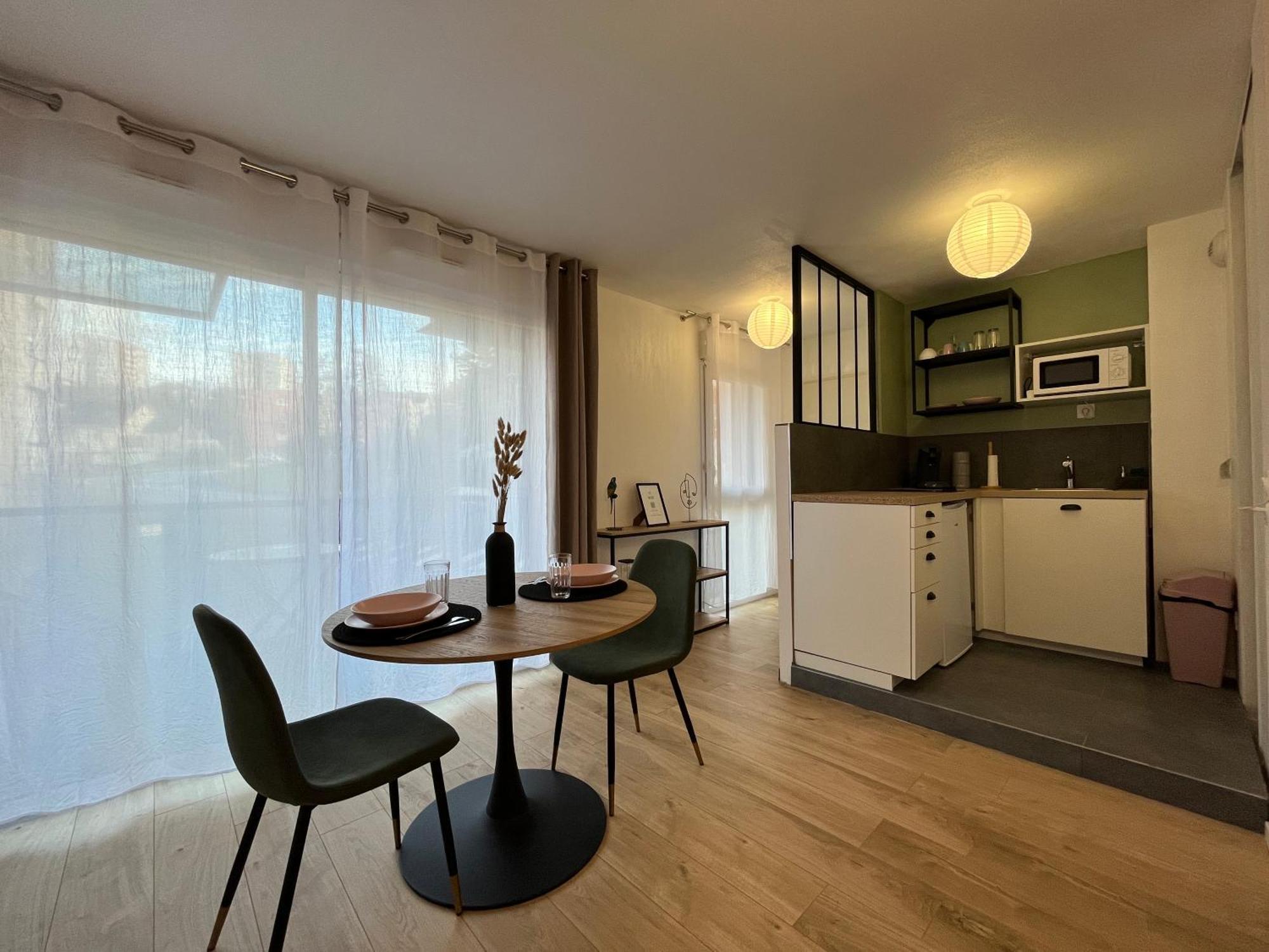 Petit Cocon Paisible Apartment Льо Ман Екстериор снимка