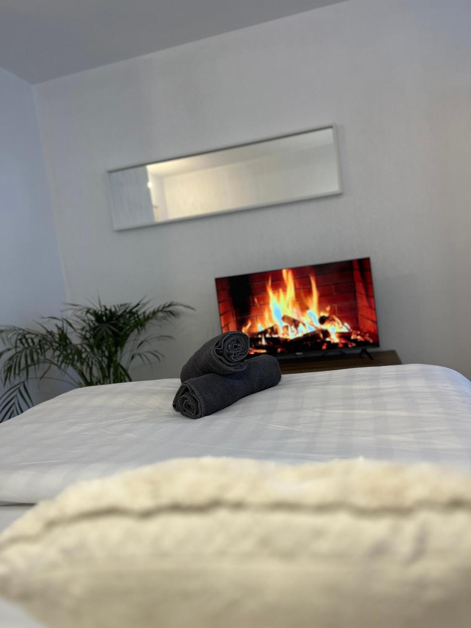 Petit Cocon Paisible Apartment Льо Ман Екстериор снимка